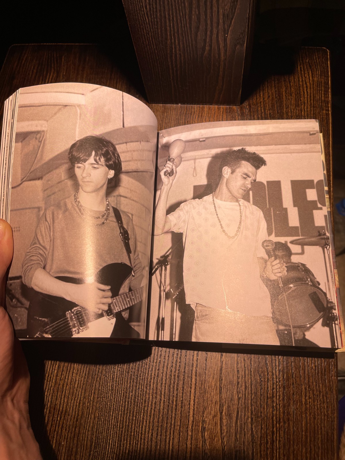 Indie / Shoegaze Book Sam Knee A Scene in Between