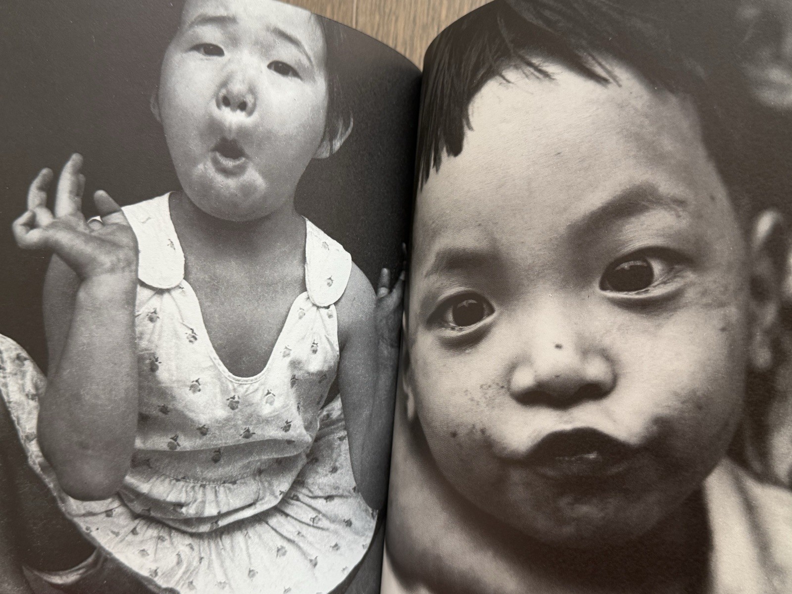 🎈Unique! Nobuyoshi Araki – Sacchin, 1994, Hand-Signed with Original Drawing