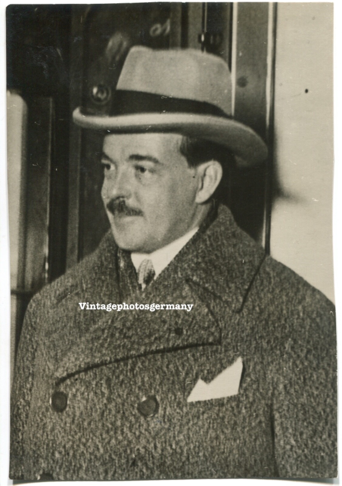 D4410 Photo 1932 King Manuel II Portugal Exile in London