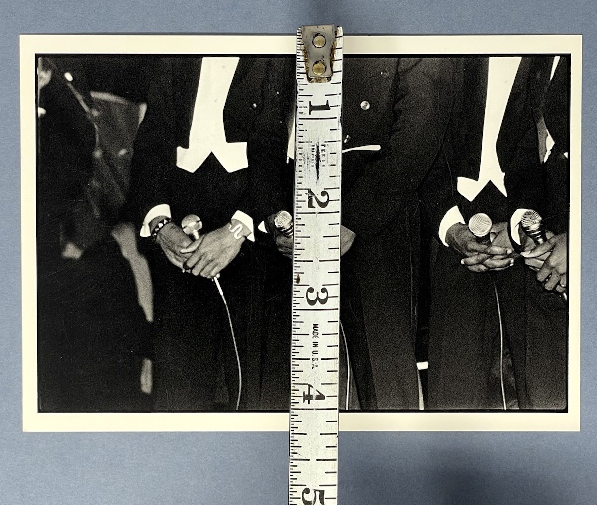 Sylvia Plachy Art Photo Print Card – Mikes, NYC, 1981 – 4.25”x6”
