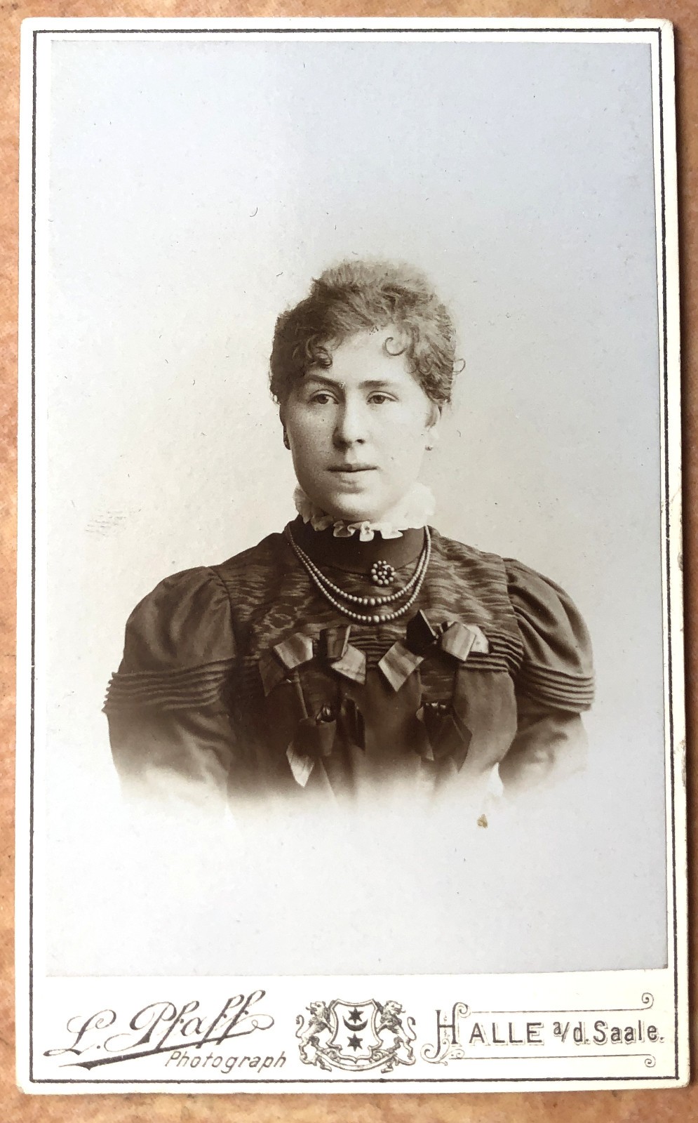CDV photo around 1900, young woman, Halle a.d.Saale
