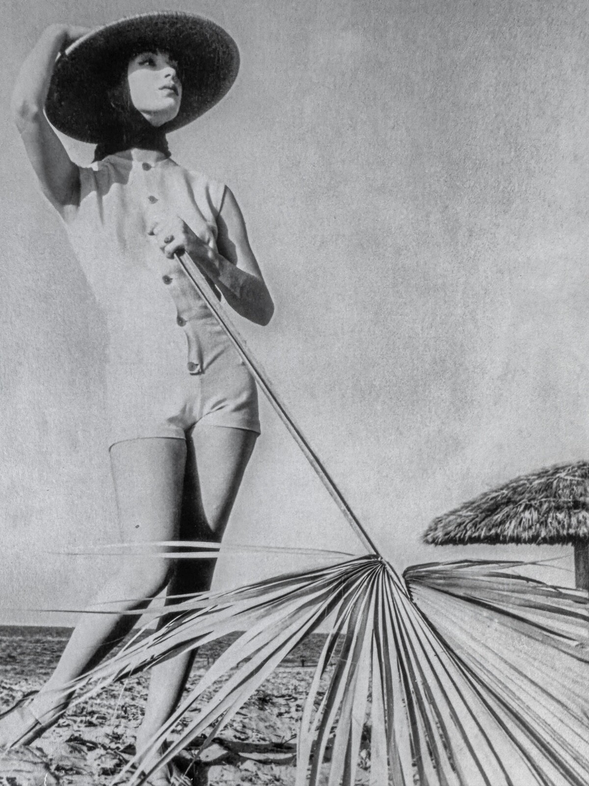 Elegant Beach Portrait – Iconic 1964 Fashion Photography by Korda