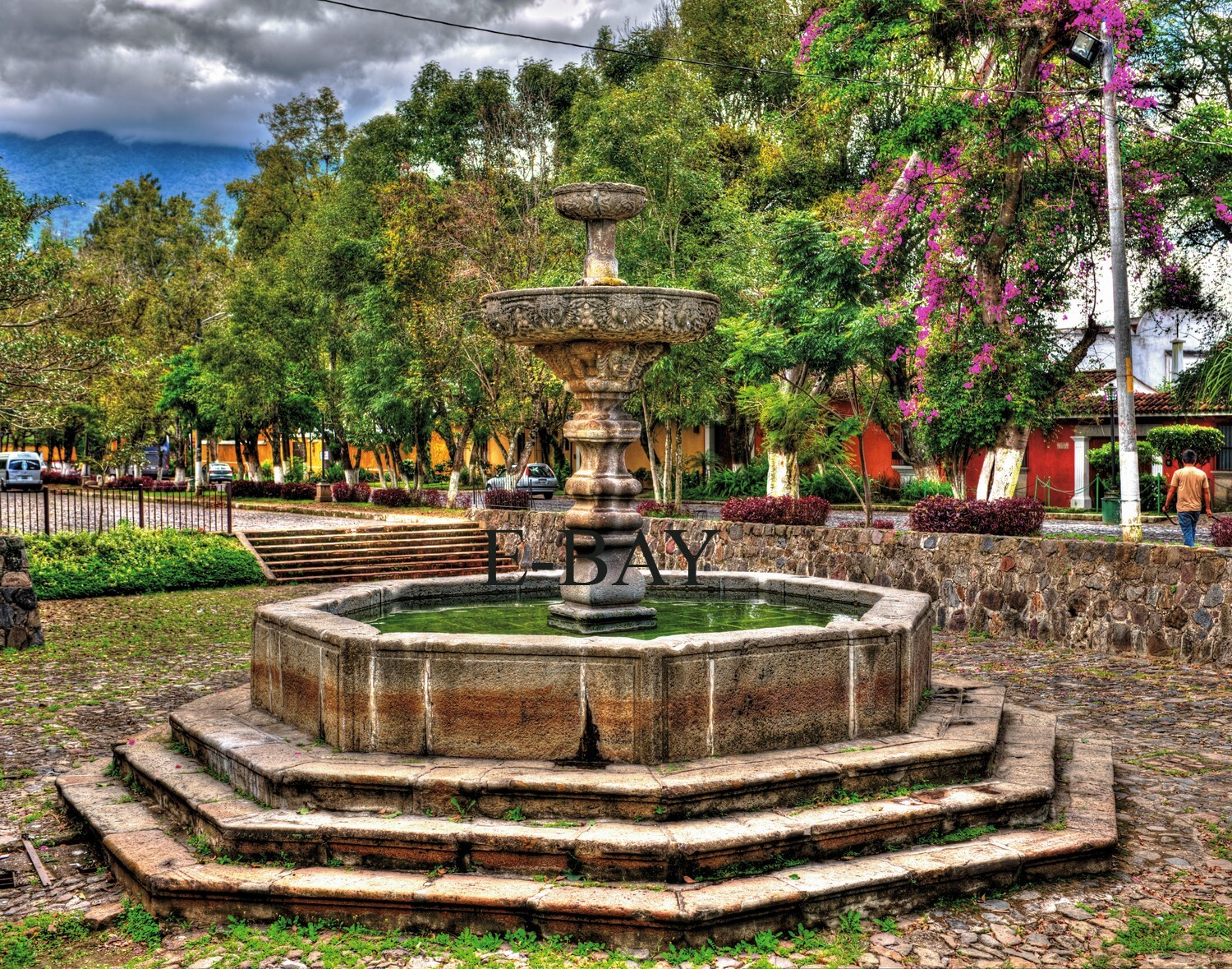 16X20 ART PHOTO, WATER FOUNTAIN, IN ANTIGUA GUATEMALA, Guatemalan