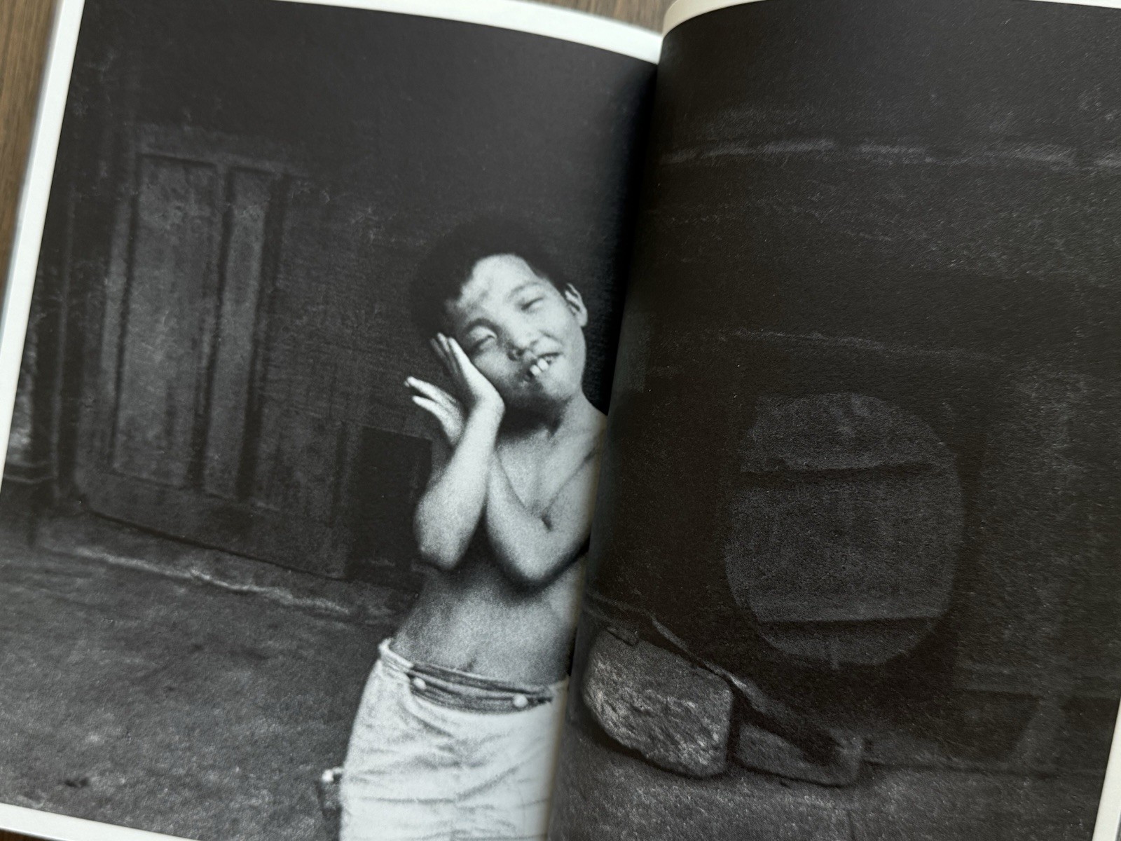 🎈Unique! Nobuyoshi Araki – Sacchin, 1994, Hand-Signed with Original Drawing