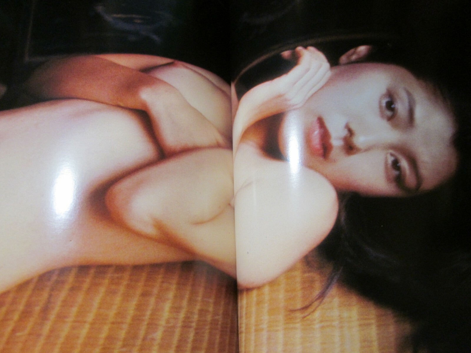 Kishin Shinoyama Photo Book 4 colors fire flowers Satomi Tezuka 1982 1st,edition