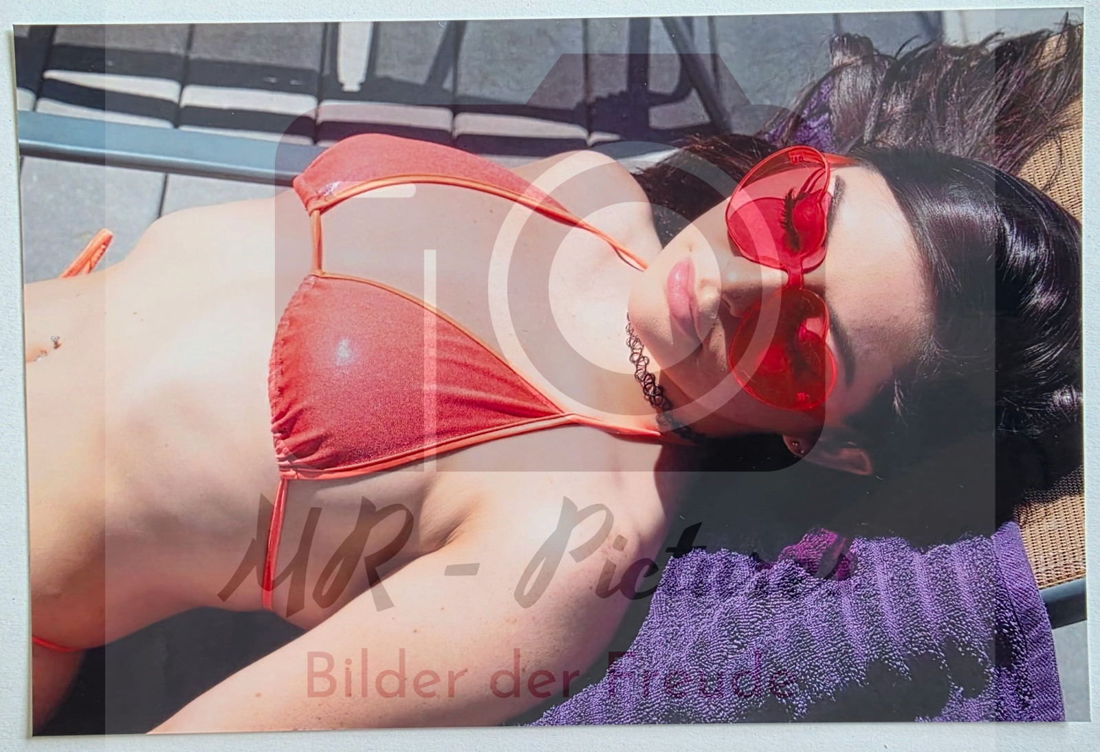 No. p4 – 6 erotic photos of Keira Croft – glossy quality in 10x15cm