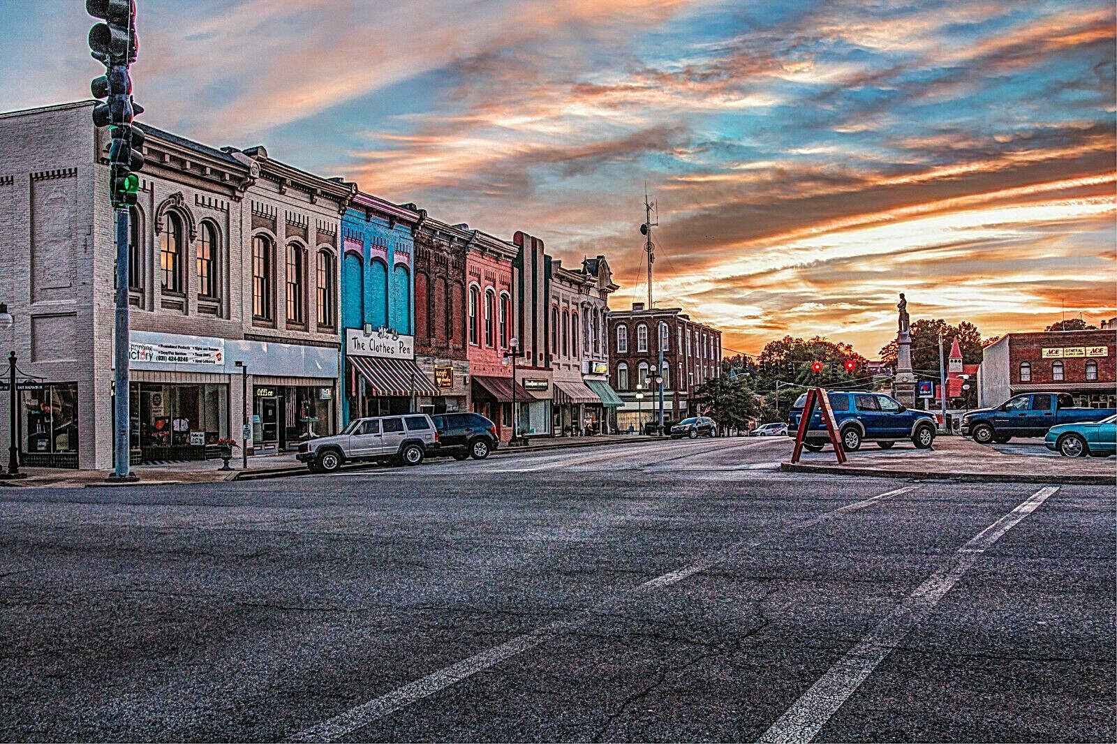 Pulaski Tennessee Square #1 12 x 18 Picture HDR Fine Art Print