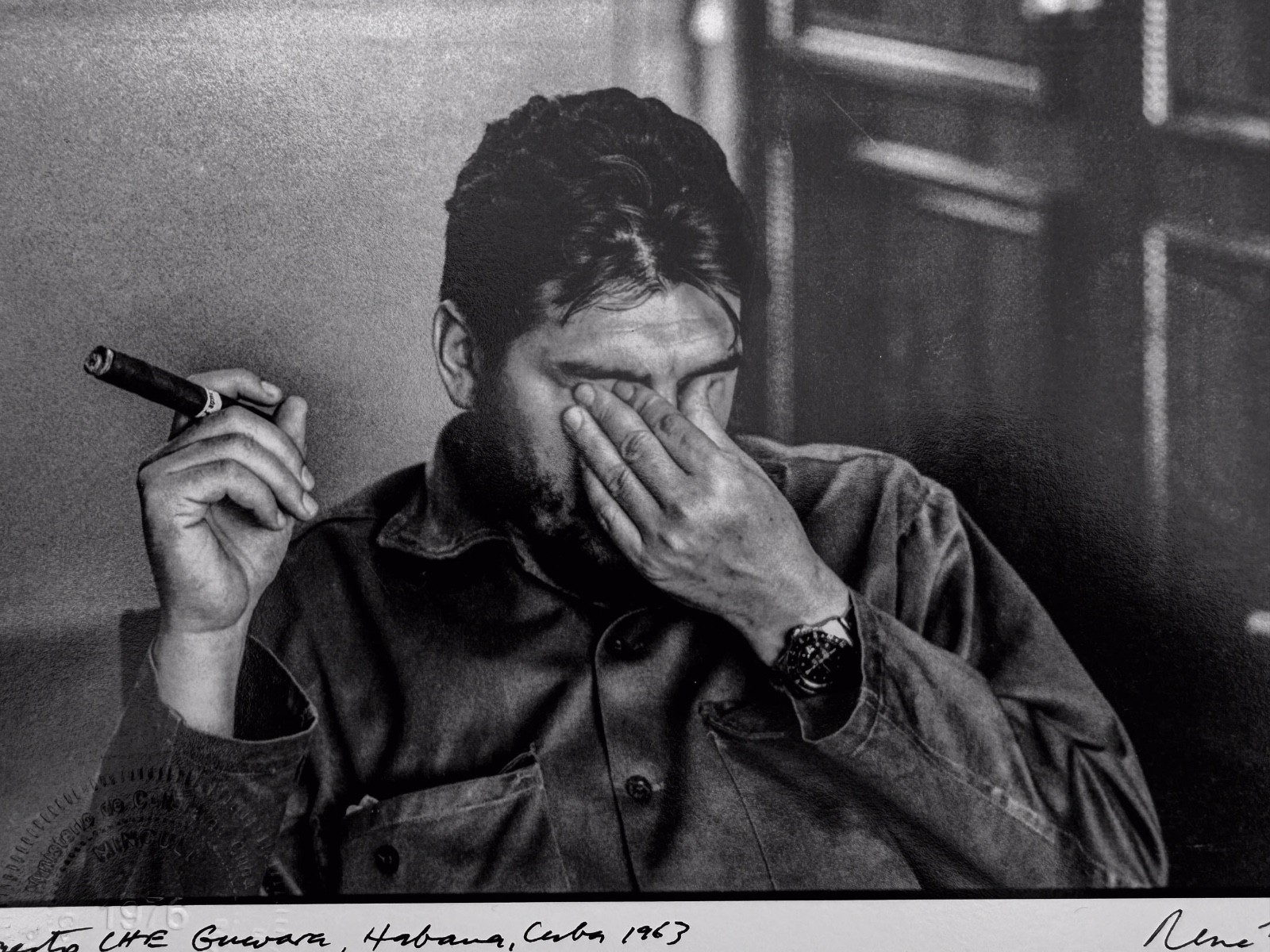 Photograph of Che Guevara by René Burri – Havana, Cuba 1963 – Iconic Image
