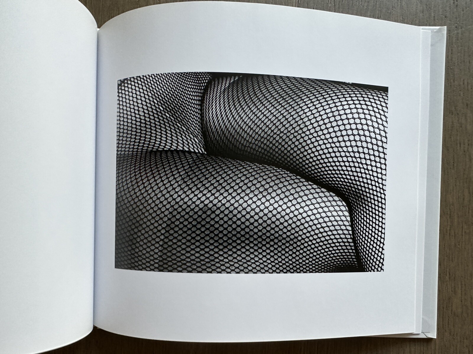 🎈SupRARE! Daido Moriyama – Tights, First Limited Edition, 2011, HC, Japan Araki