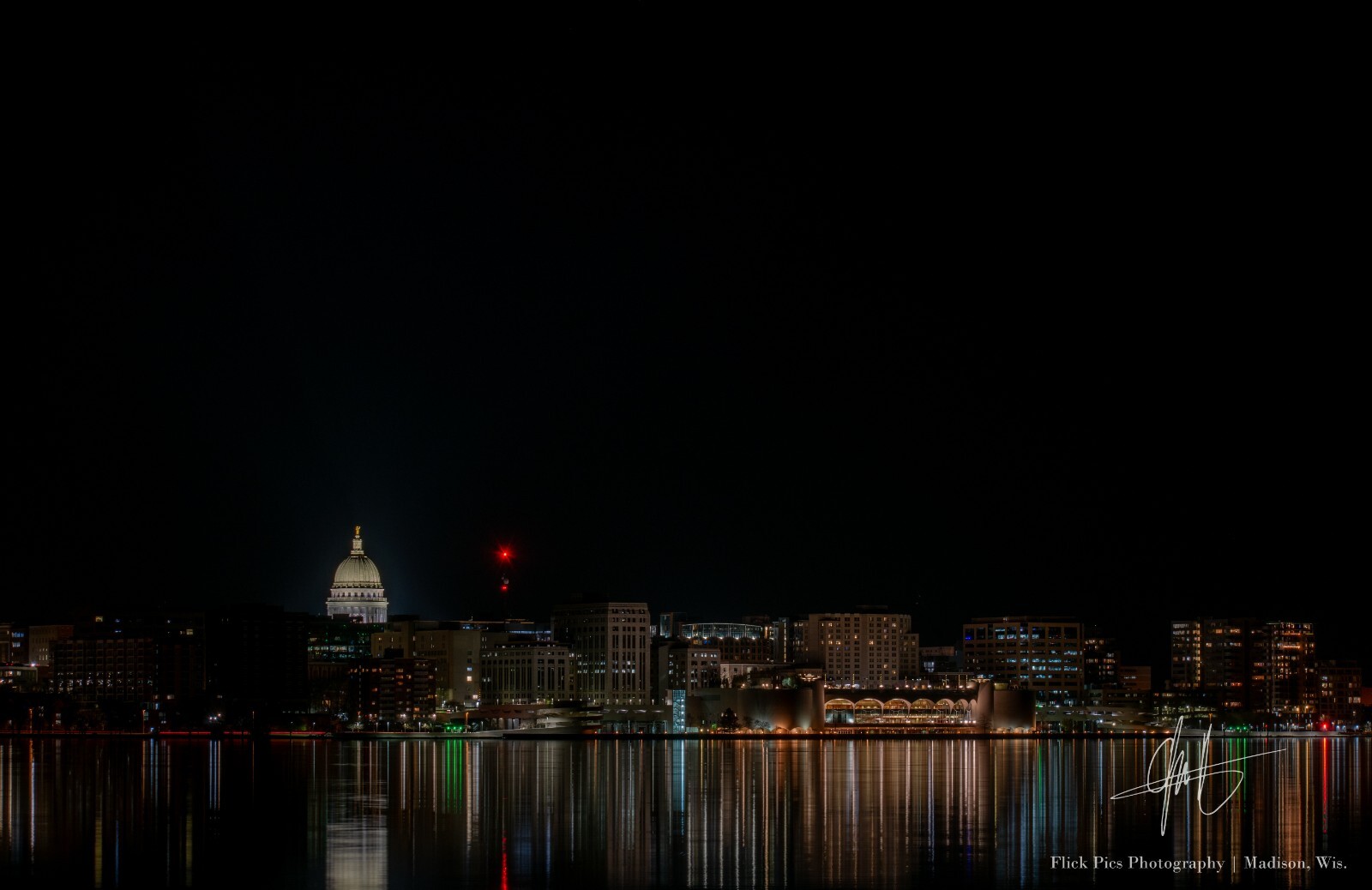 Madison Wisconsin Night Downtown Skyline 16 x 20 In Fine Art Print – Flick Pics