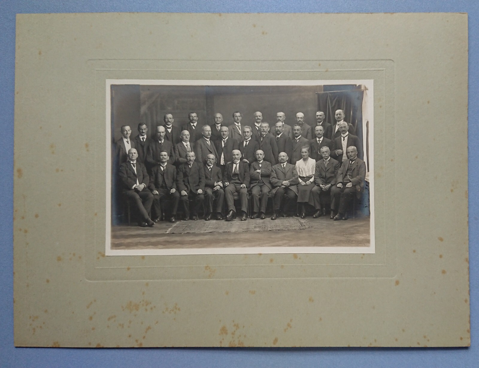 Old Picture Family Photo Hermann Arthur Lindacher Men Woman around 1900