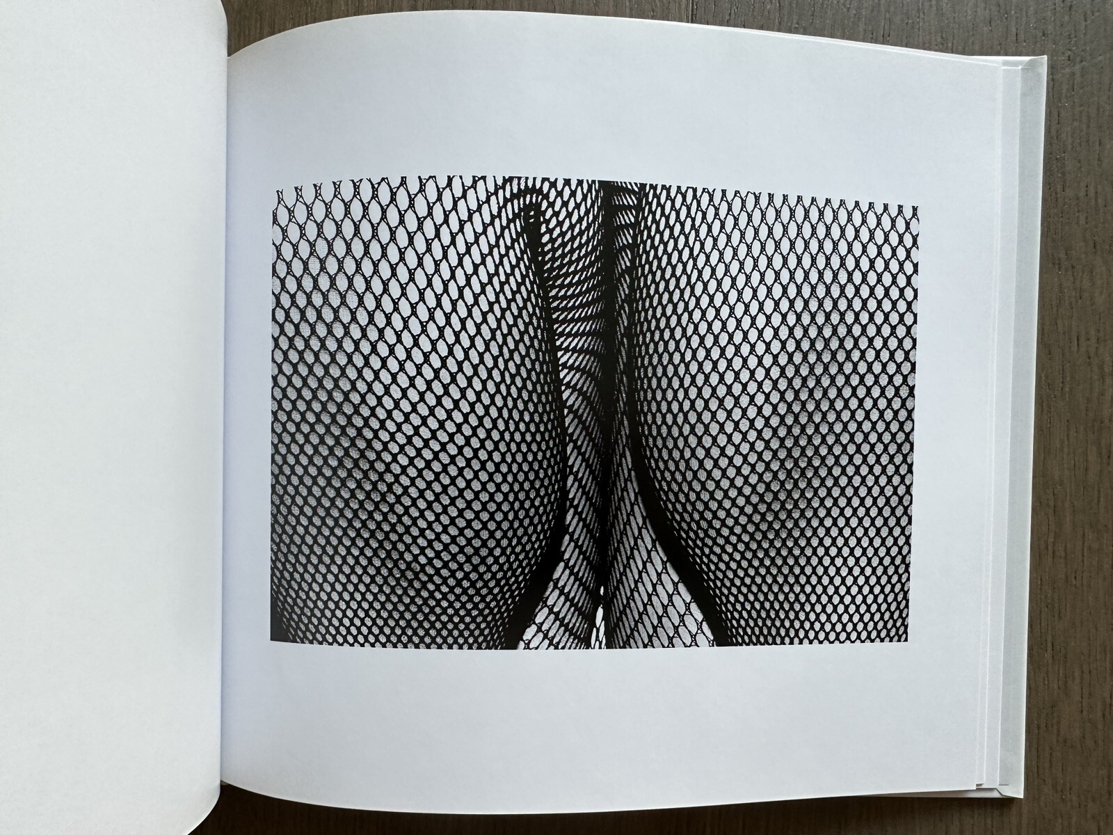 🎈SupRARE! Daido Moriyama – Tights, First Limited Edition, 2011, HC, Japan Araki