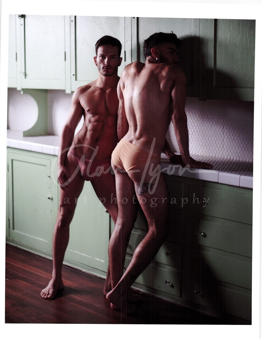 11 X 8.5 Alan Lyon Original Male Photo gay interest (14) Marcellus & Alex in kic