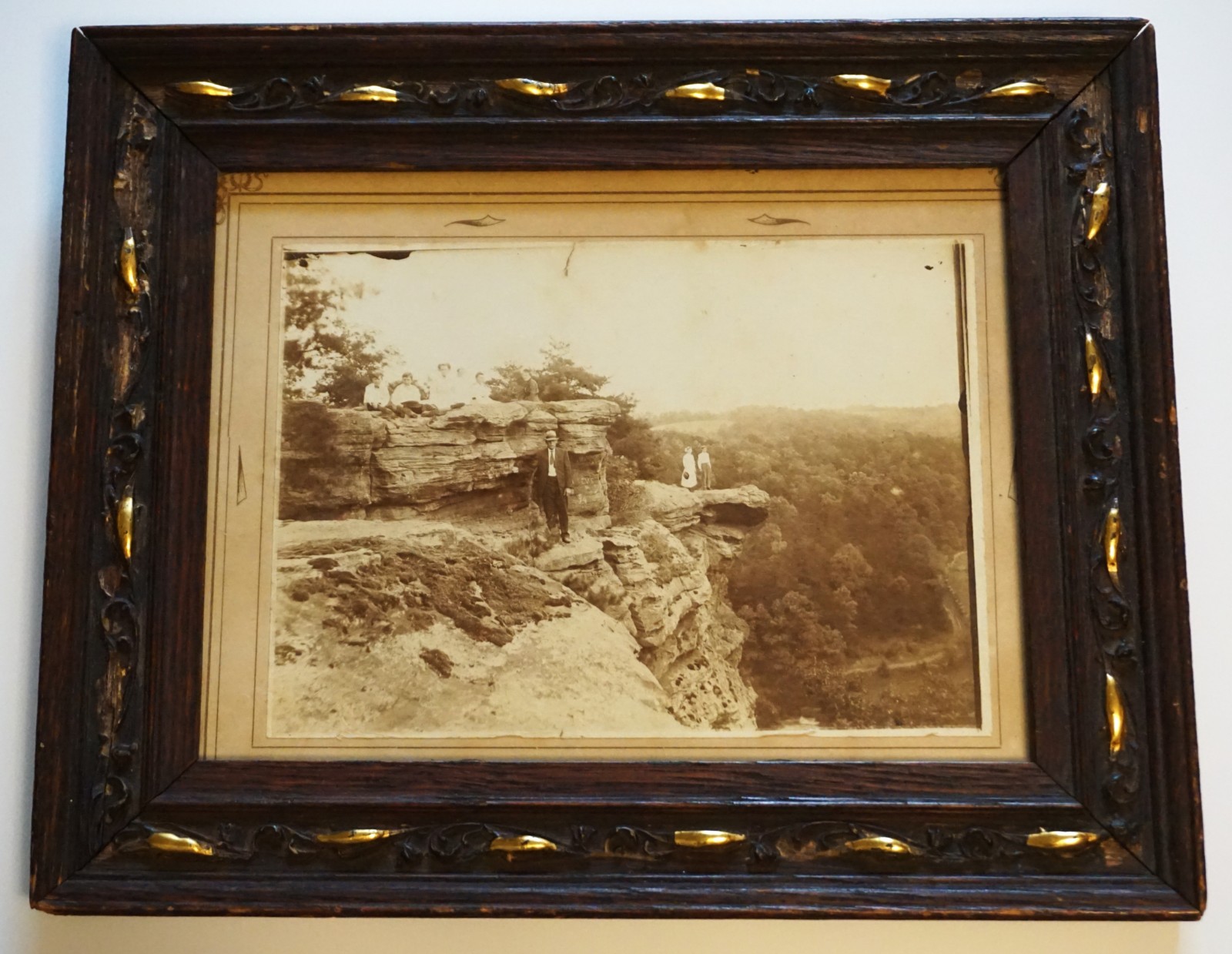 Antique 19thC Lookout Mountain original photo Original wood gold gilt frame