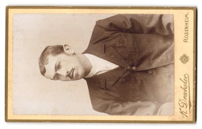 Photograph Karl Drechsler, Rosenheim, Stollstr. 8, Photographer’s Monogram, Mü