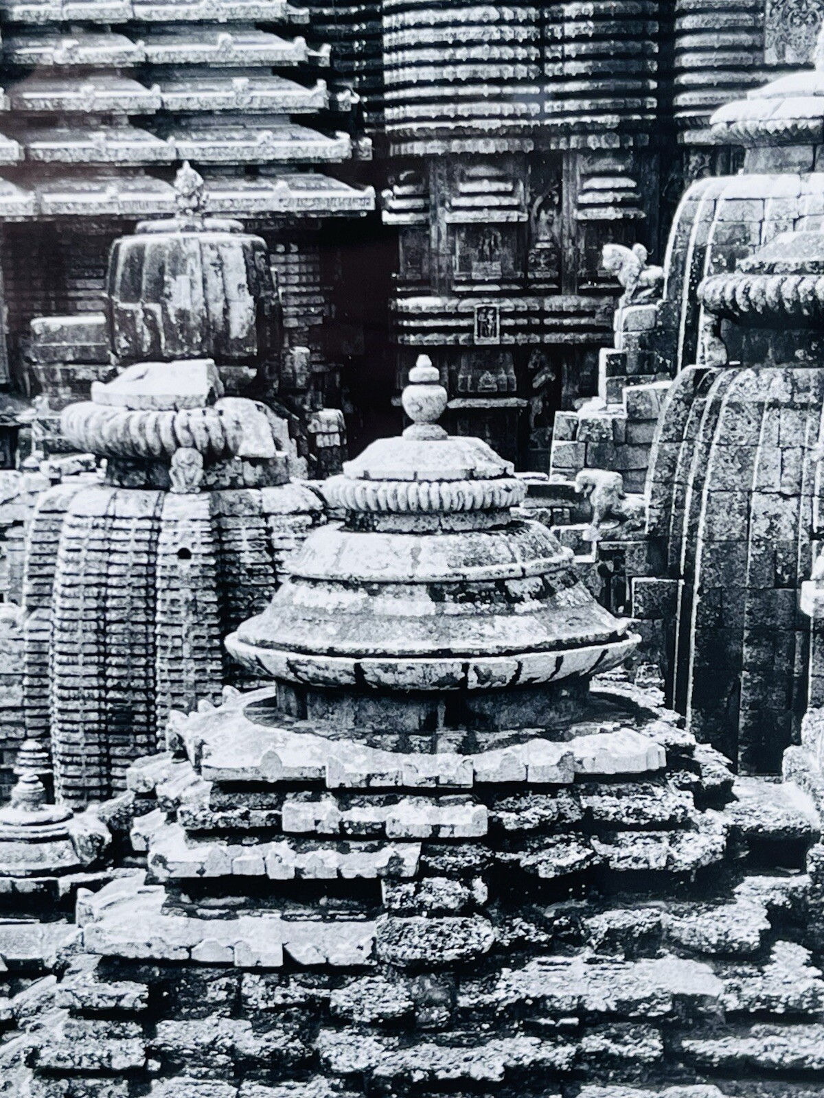 New York Photojournalist Eliot Elisofon Signed Photo. Lingaraj Temple India 1955