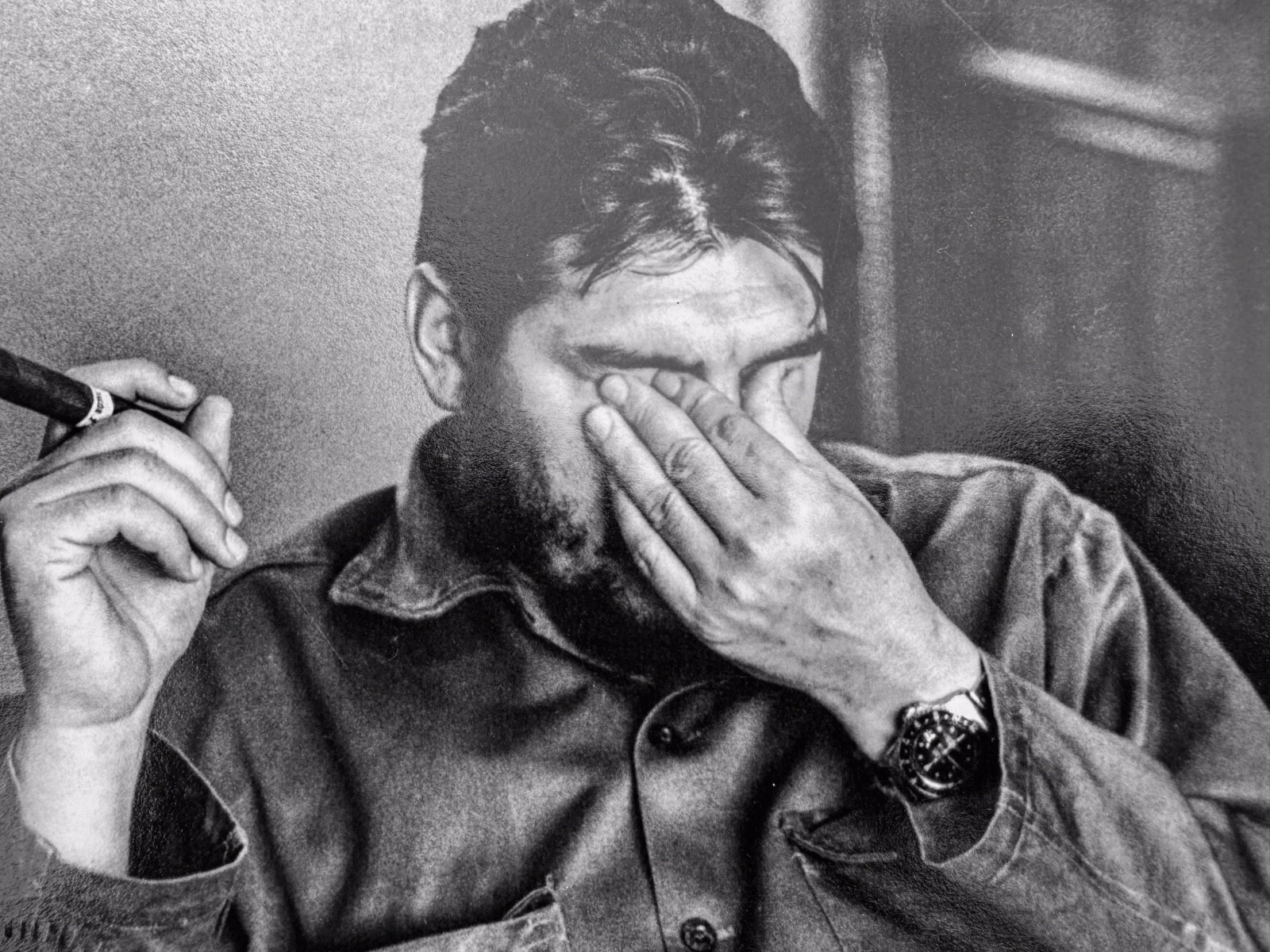 Photograph of Che Guevara by René Burri – Havana, Cuba 1963 – Iconic Image