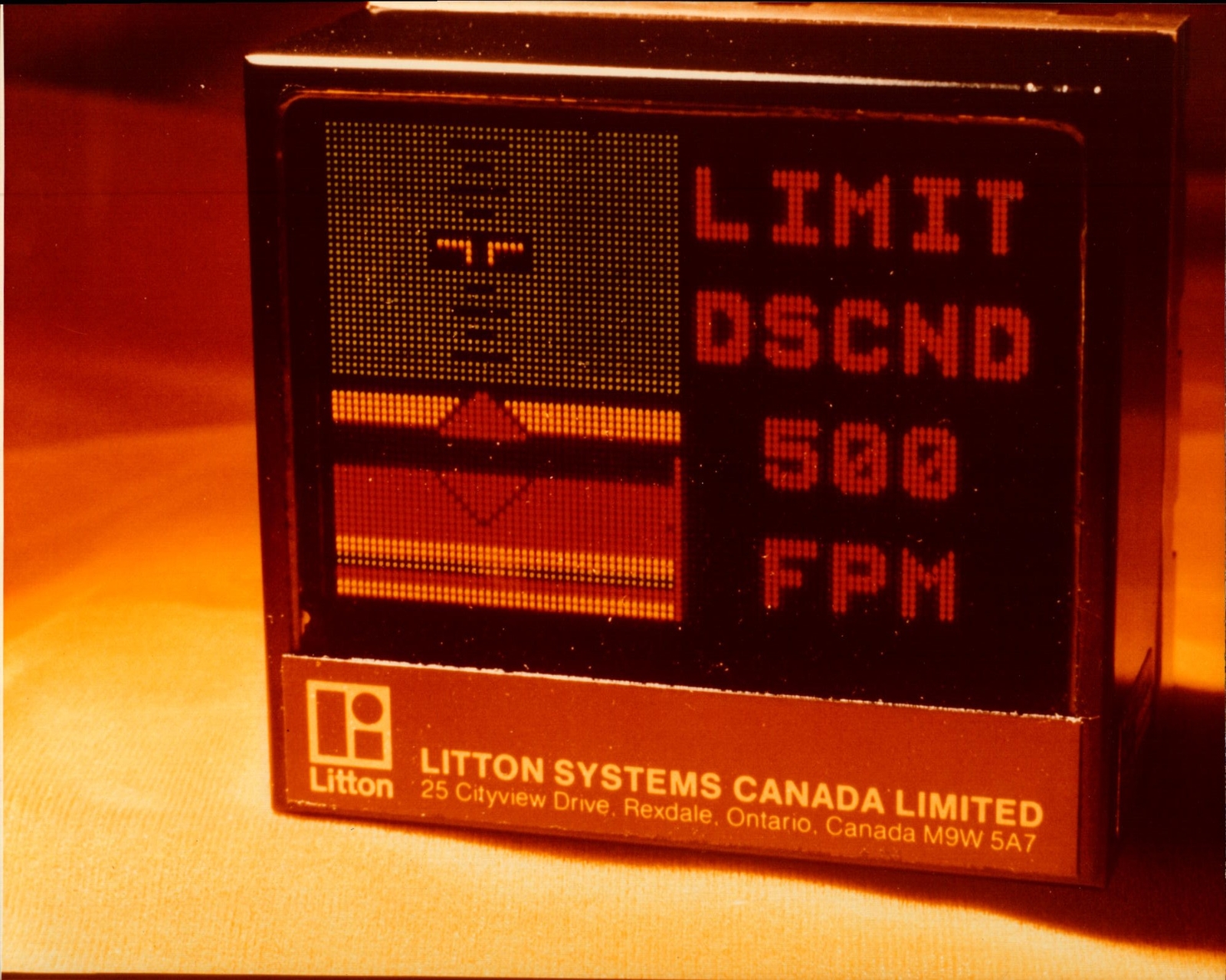 Vintage Press Photograph Litton Systems Canada Limited Display Panel 500 FPM
