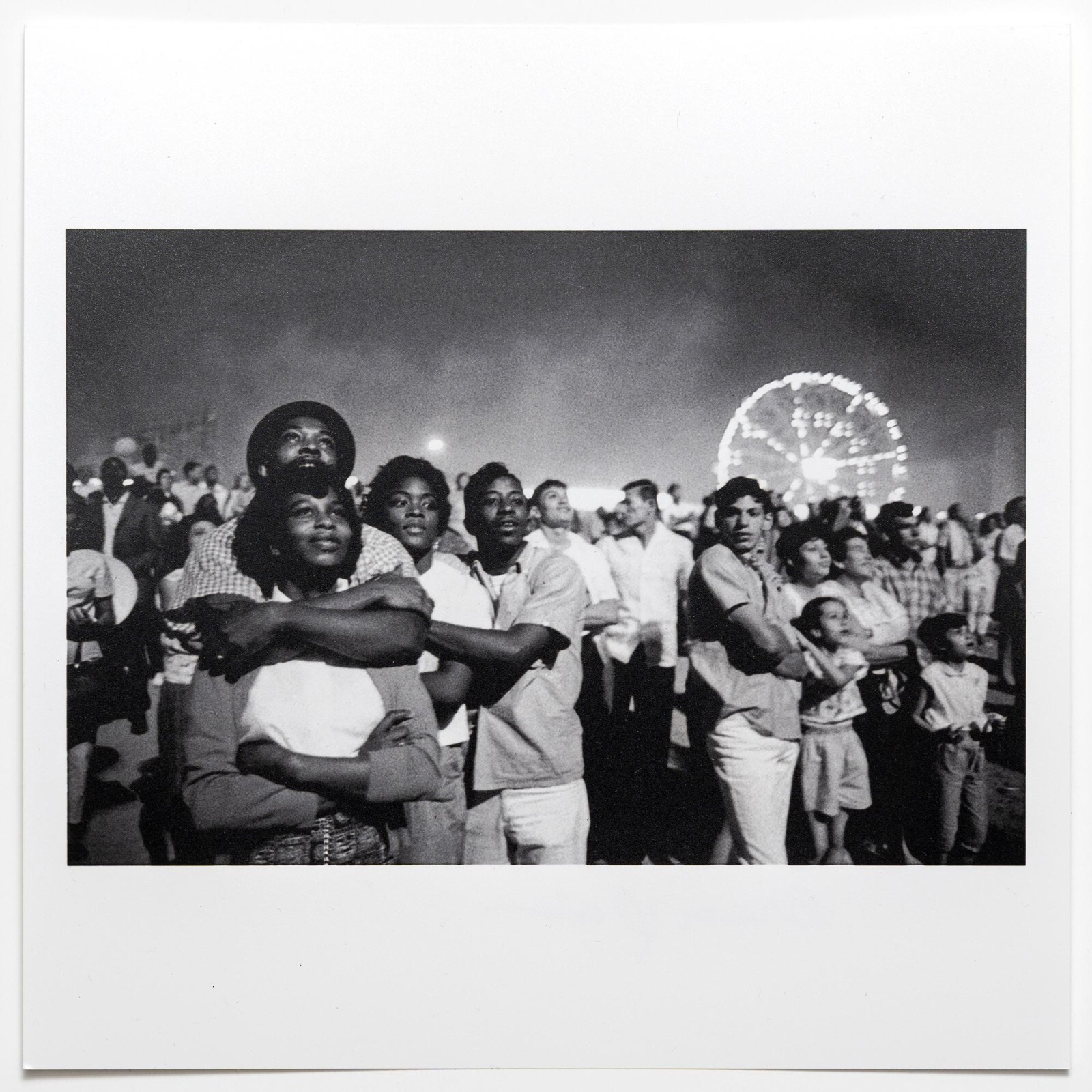 SIGNED Bruce Davidson Print – July Fourth Fireworks New York 1962 – Photo 6 x 6″