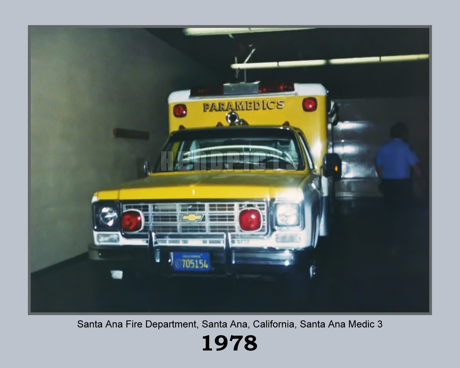 1978 Santa Ana Fire Dept. Paramedic Unit (SAM-3) 8×10 Unframed Photo VFRPBT_0046