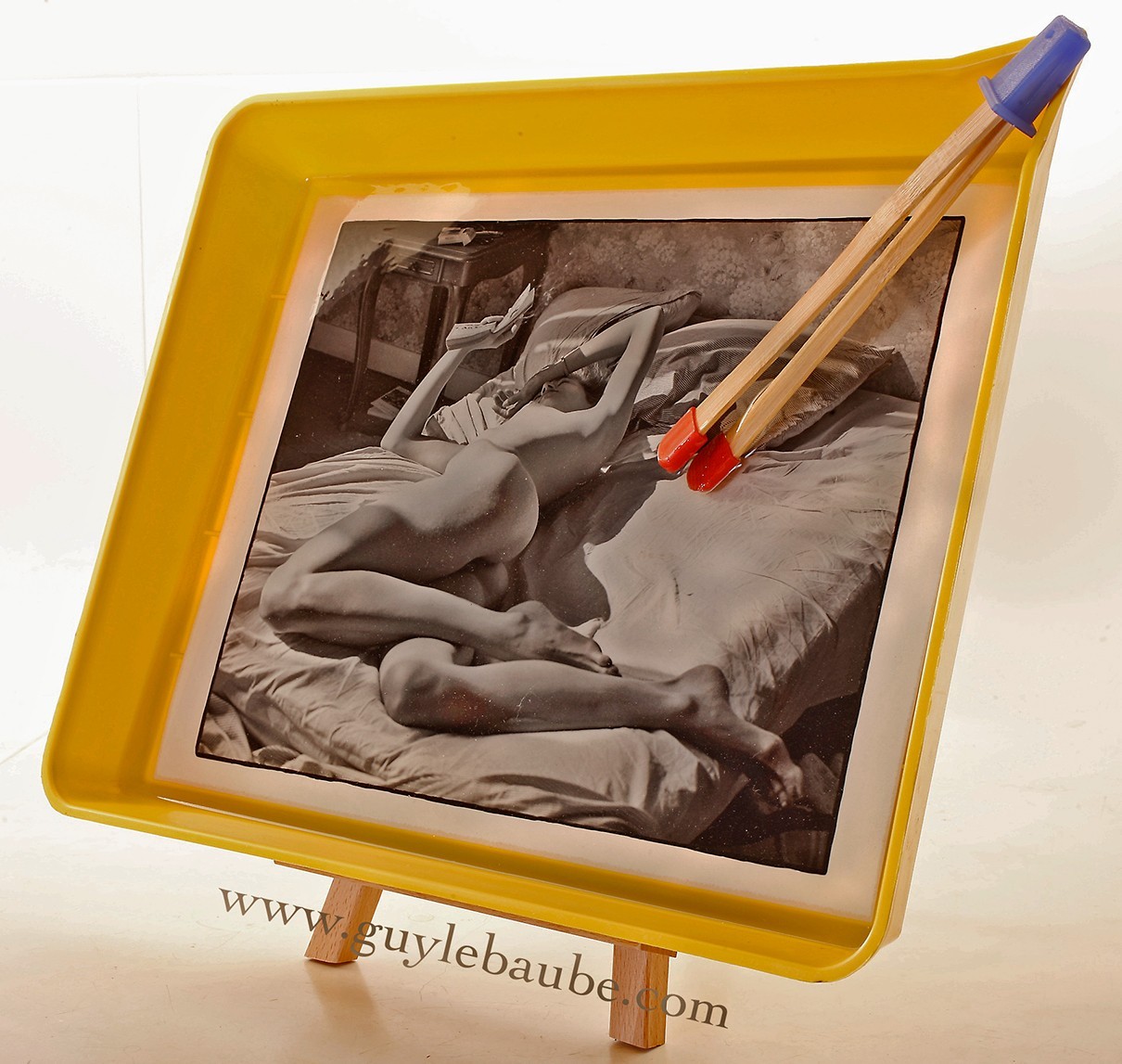 READING 1986 DARKROOM SCULPTURE by GUY le BAUBE