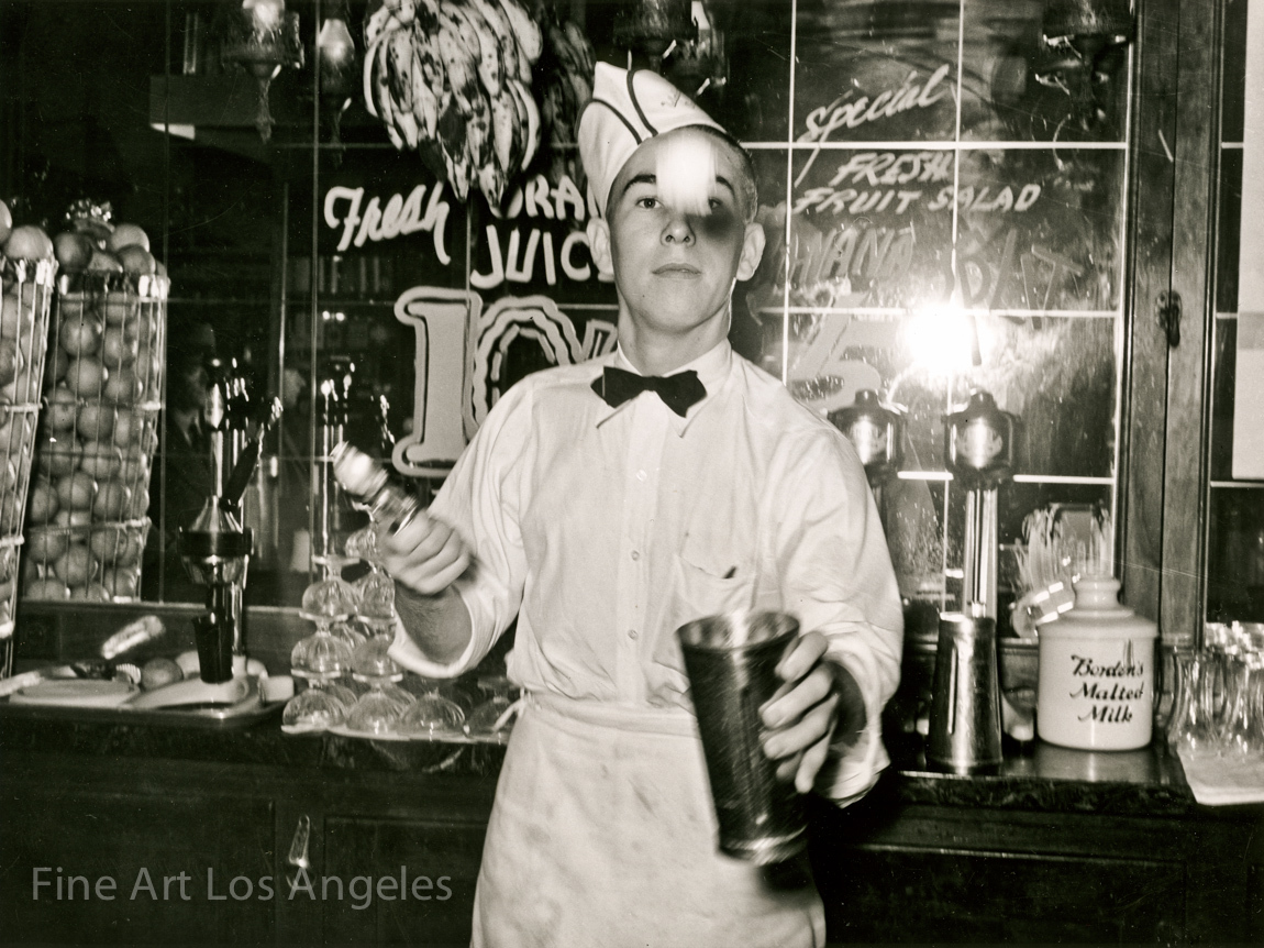 Russell Lee Photo, “Soda Jerk” Corpus Christie, Texas, 1939